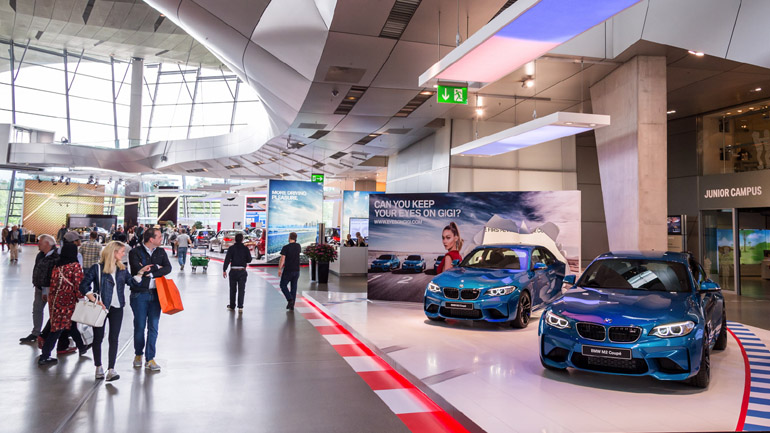 Ο όμιλος BMW πούλησε 256.162 αυτοκίνητα σε έναν μήνα!